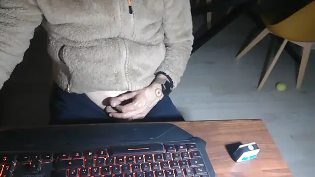 Adri gard online show from March 8, 9:18 pm