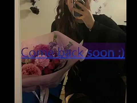 Snapshot of Josephine_Kiss chatting on July 7, 9:57 am Josephine Kiss online show from July 7, 9:57 am