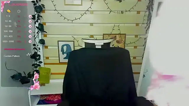 Snapshot of Josephine_Kiss chatting on July 28, 9:26 am Josephine Kiss online show from July 28, 9:26 am