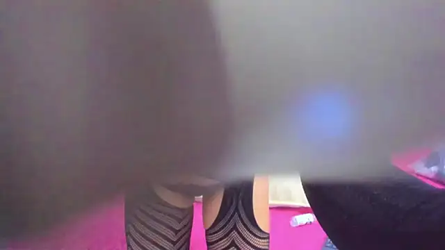 Snapshot of SussanMilf_ chatting on June 18, 10:52 am SussanMilf online show from June 18, 10:52 am