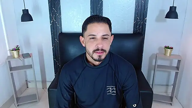 Erick Wall online show from July 16, 2:17 am
