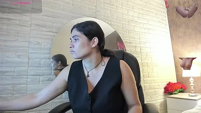Snapshot of sussy__stone chatting on July 14, 12:00 pm sussy stone online show from July 14, 12:00 pm