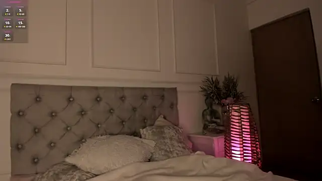 georgina palacios online show from March 22, 12:30 pm