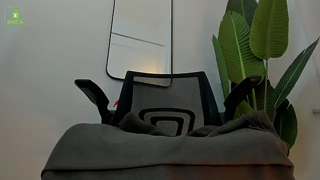 Whitney Svonn online show from February 4, 3:57 pm