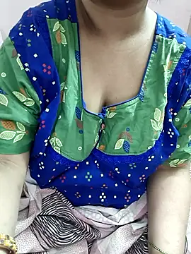 cuteyqueen online show from February 22, 7:12 pm