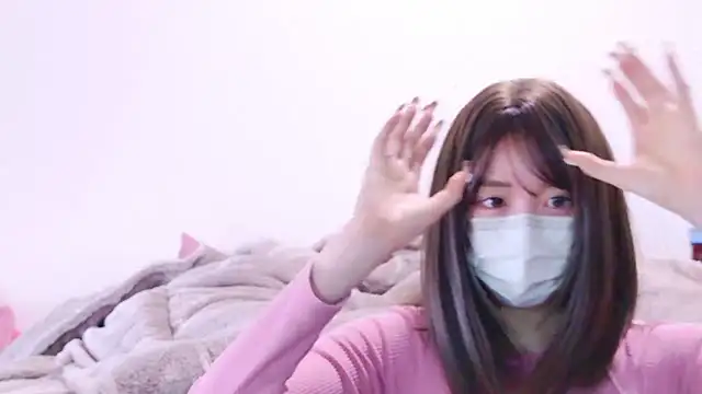 xx natsumegu xx online show from March 6, 11:45 pm