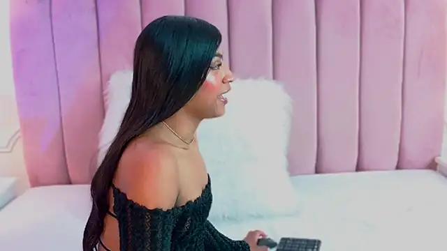 KimberlyCutee online show from June 20, 8:22 pm