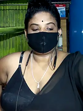 Snapshot of Dusto_Meye chatting on May 20, 6:25 pm Dusto Meye online show from May 20, 6:25 pm