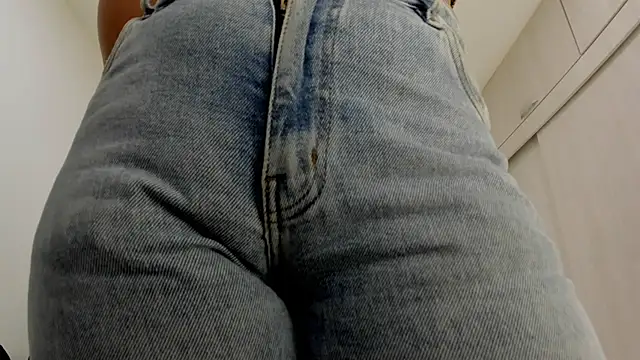 Amelia Debora Antonella online show from March 5, 1:51 pm