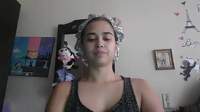 trianabell online show from March 13, 4:46 pm