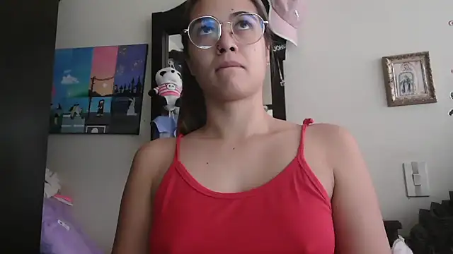 trianabell online show from March 22, 3:48 pm