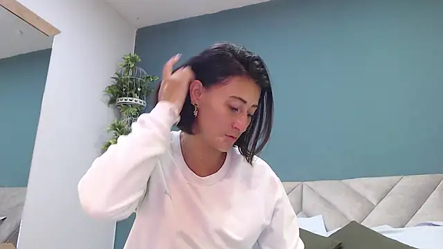 SharisWillian online show from October 1, 3:45 am