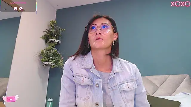 SharisWillian online show from October 25, 3:47 am