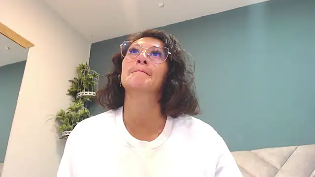 SharisWillian online show from April 15, 3:46 am