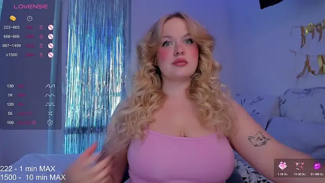 Snapshot of HANNA_MONTANAS chatting on March 13, 7:59 am HANNA MONTANAS online show from March 13, 7:59 am