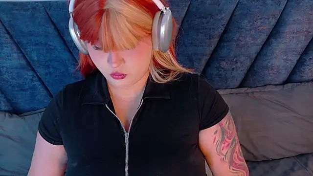 Karmilla Rosse online show from April 18, 10:41 am