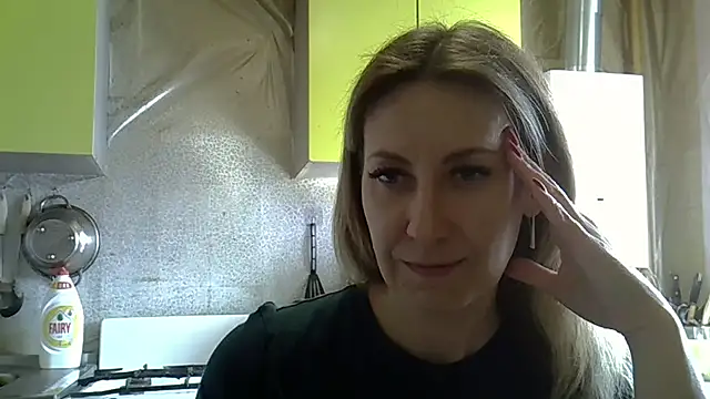 Snapshot of AshleyXHoney chatting on March 25, 7:58 am AshleyXHoney online show from March 25, 7:58 am