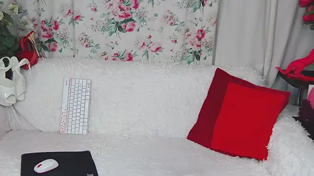 CandyBoobsDD online show from March 2, 7:15 am