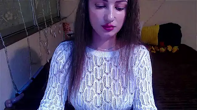LizaSenri online show from December 5, 7:39 am