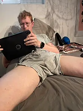 flaxlesh online show from August 6, 5:20 am