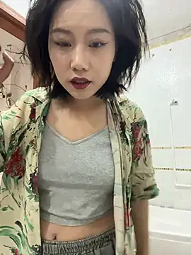 Eliza-E online show from March 21, 12:59 am