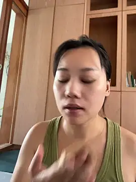 Eliza-E online show from July 2, 11:55 pm