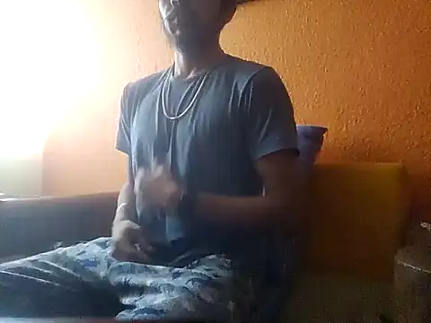 Snapshot of Angel_Coronel chatting on January 20, 3:50 pm Angel Coronel online show from January 20, 3:50 pm
