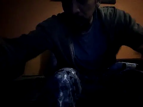 Snapshot of Angel_Coronel chatting on February 18, 2:38 am Angel Coronel online show from February 18, 2:38 am