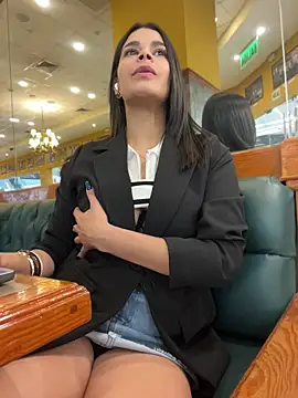 DaryRos online show from April 8, 8:09 pm