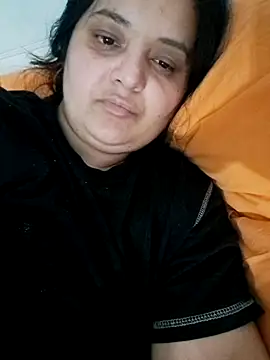 sarahhh1987 online show from March 11, 6:36 pm