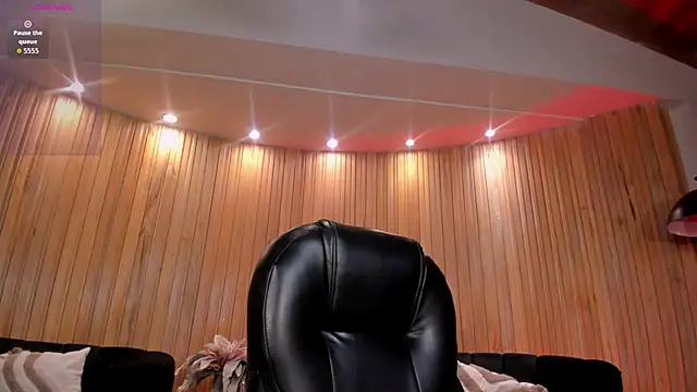 HannaConnor  online show from January 9, 2:14 am