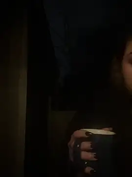 holyeroticss online show from December 26, 11:57 pm