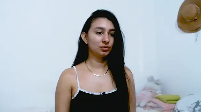 Alyson0001 online show from March 1, 1:40 pm