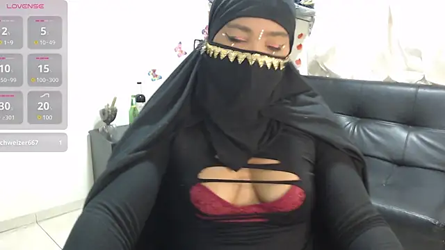 Aaliyah brown online show from January 22, 8:51 am