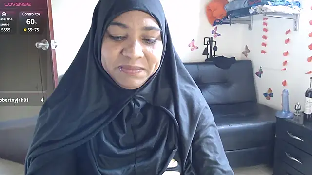 Aaliyah brown online show from February 17, 1:53 pm