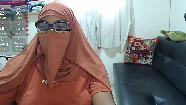 Aaliyah brown online show from September 20, 7:48 pm