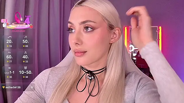 LoryWood online show from March 20, 3:39 pm