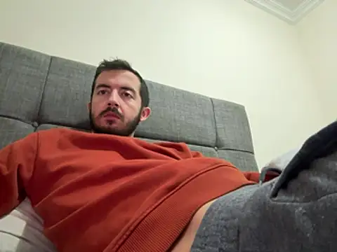 laynufff online show from March 9, 9:08 pm