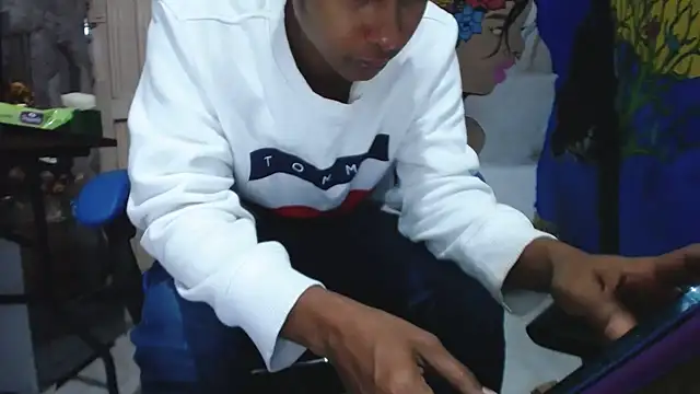 yohatinelly07 online show from September 26, 11:03 am