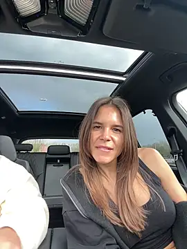 JuicyFruits93 online show from March 10, 9:25 am