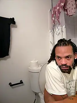 Snapshot of 1BeautyN1Beast chatting on January 17, 1:38 pm 1BeautyN1Beast online show from January 17, 1:38 pm