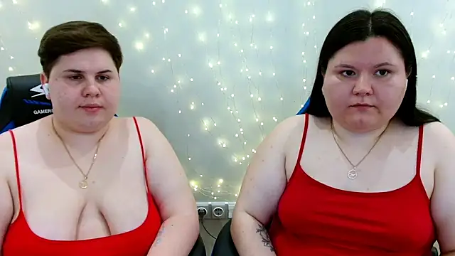 BeckyAndHellen online show from May 25, 7:31 pm