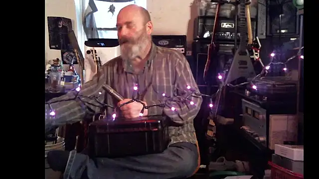 SirGarMack online show from April 8, 4:07 pm