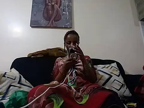 hoely grail01 online show from November 28, 11:07 pm