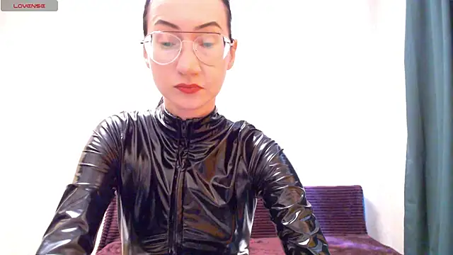 Snapshot of Xxx_goddes_xxX chatting on June 4, 7:36 am Xxx goddes xxX online show from June 4, 7:36 am
