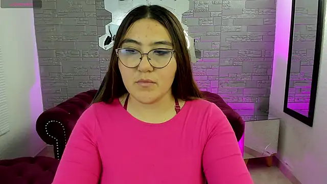 conniejames m online show from October 10, 12:26 pm