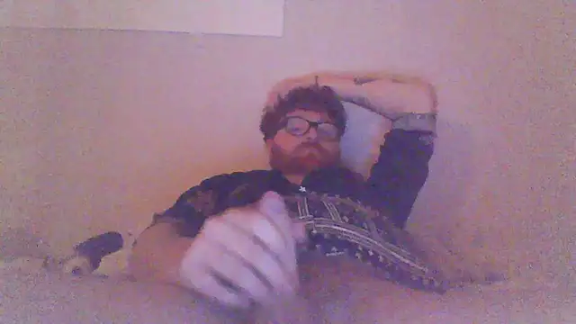 Snapshot of HotGinger9393 chatting on August 2, 2:43 am HotGinger9393 online show from August 2, 2:43 am