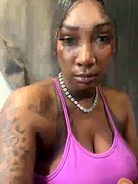 Snapshot of CUMQUEEN-XXX69 chatting on September 24, 9:40 pm CUMQUEEN-XXX69 online show from September 24, 9:40 pm