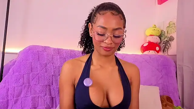 Heily Fox online show from February 4, 6:52 am