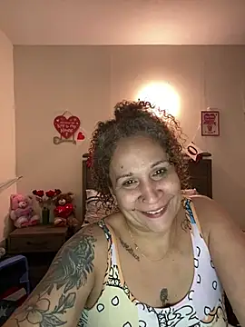 ladycreamypr2 online show from February 10, 6:06 am